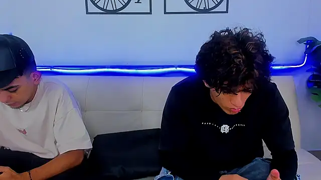 Snapshot of Crazy_nigth01 chatting on 02-05-26, 07:51 Crazy nigth01 online show from 02-05-26, 07:51