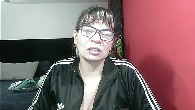 charlotedoll online show from 10-28-25, 04:49