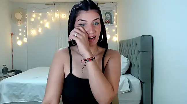 ZajiraShane online show from 12-17-24, 07:07