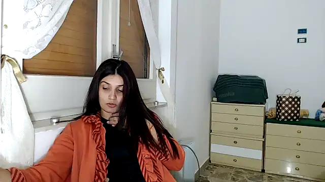 Snapshot of ZajiraShane chatting on 12-23-25, 01:36 ZajiraShane online show from 12-23-25, 01:36