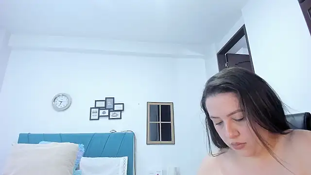 kamila lopez online show from 09-14-25, 10:42