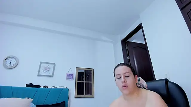 kamila lopez online show from 05-25-26, 09:54