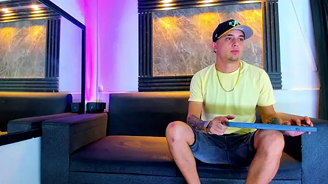 liam genner  online show from 09-13-25, 07:57