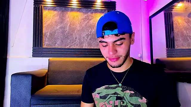 liam genner  online show from 10-12-25, 08:52