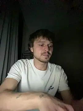 oguuxum online show from 03-23-26, 09:52