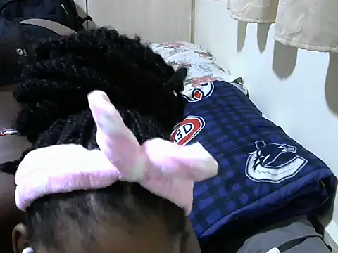 Snapshot of queen-sasha chatting on 03-10-25, 09:29 queen-sasha online show from 03-10-25, 09:29
