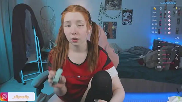 Snapshot of CallMeEffy1 chatting on 02-20-26, 02:39 CallMeEffy1 online show from 02-20-26, 02:39