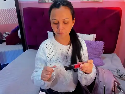 candysmitxxx online show from 04-11-26, 02:38