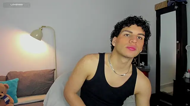 Curlblue online show from 10-12-25, 12:31