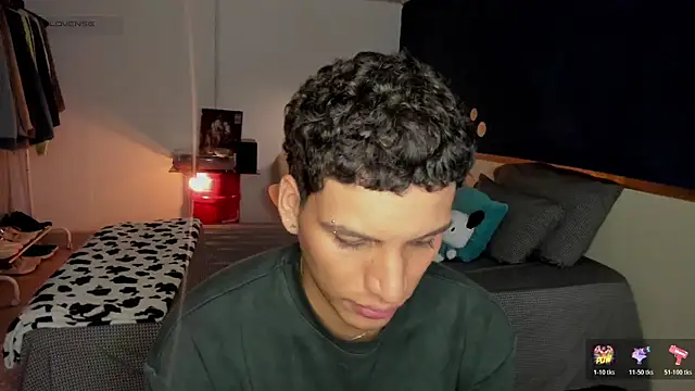 Curlblue online show from 04-21-26, 02:37