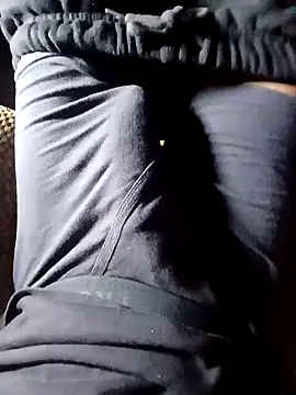 Snapshot of bbc_-91 chatting on 12-17-25, 02:28 bbc -91 online show from 12-17-25, 02:28