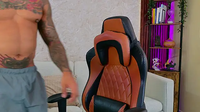 AdanReilly online show from 12-03-25, 07:56