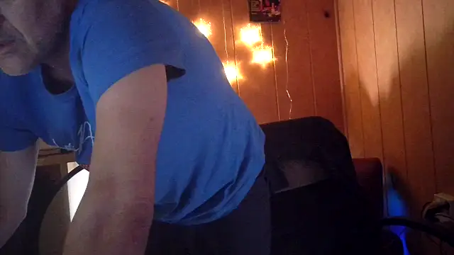 Lia Y PatrickX online show from 11-18-25, 03:27