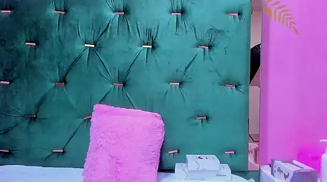 Hellen  4master online show from 12-18-24, 02:28