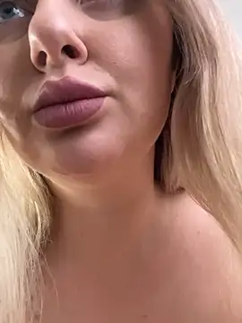 LadyLolyPop  online show from 12-26-24, 04:21