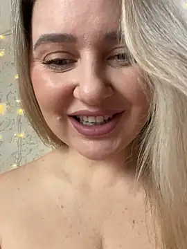 LadyLolyPop  online show from 01-05-25, 04:58