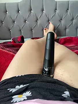 Snapshot of Ceyceys chatting on 01-16-25, 10:32 Ceyceys online show from 01-16-25, 10:32