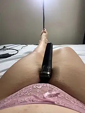 Snapshot of Ceyceys chatting on 01-20-25, 11:24 Ceyceys online show from 01-20-25, 11:24