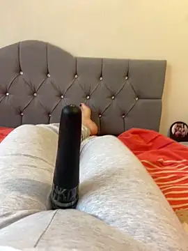 Snapshot of Ceyceys chatting on 01-26-25, 10:45 Ceyceys online show from 01-26-25, 10:45