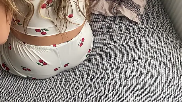 Snapshot of Ceyceys chatting on 09-10-25, 08:36 Ceyceys online show from 09-10-25, 08:36