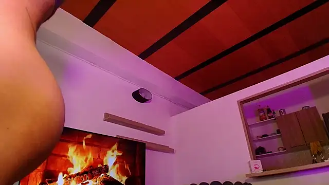 Snapshot of goddess_dollxxx chatting on 02-13-25, 07:10 goddess dollxxx online show from 02-13-25, 07:10