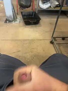 Angeloggaa online show from 12-18-24, 08:53