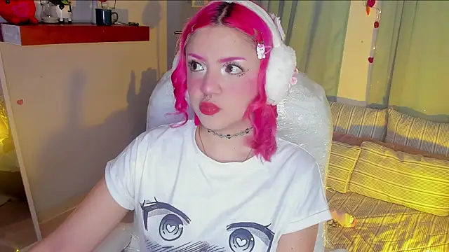 Tiny  Emmy online show from 09-25-25, 05:33