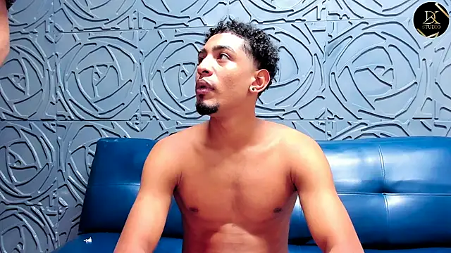 Snapshot of Sex_orgy01 chatting on 12-04-24, 08:07 Sex orgy01 online show from 12-04-24, 08:07