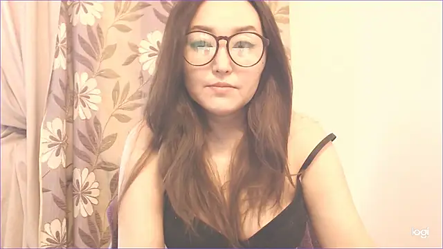 Snapshot of hrnyteacher chatting on 01-14-25, 06:56 hrnyteacher online show from 01-14-25, 06:56