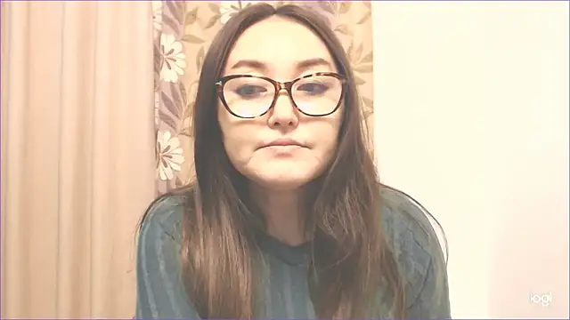 Snapshot of hrnyteacher chatting on 10-28-25, 04:42 hrnyteacher online show from 10-28-25, 04:42