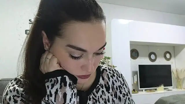 Snapshot of me_lissa_sun13 chatting on 12-29-24, 12:55 me lissa sun13 online show from 12-29-24, 12:55