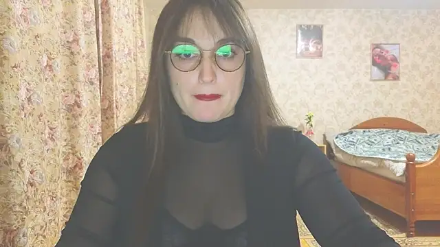 Snapshot of me_lissa_sun13 chatting on 11-24-25, 01:44 me lissa sun13 online show from 11-24-25, 01:44