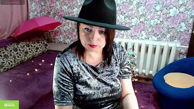 Julia-ru online show from 11-25-25, 08:53