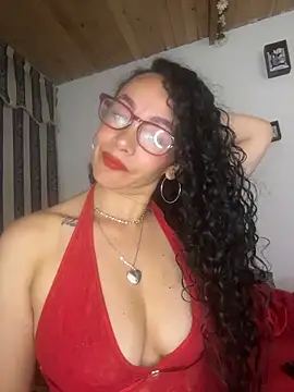 Snapshot of JULYSEX1 chatting on 05-19-26, 11:27 JULYSEX1 online show from 05-19-26, 11:27