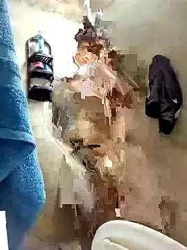 Snapshot of Fabi_1986 chatting on 11-28-25, 10:07 Fabi 1986 online show from 11-28-25, 10:07