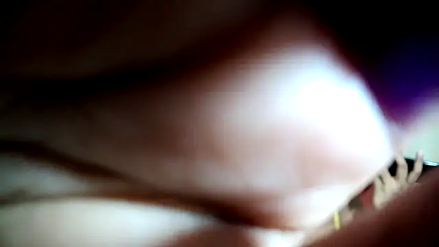 Snapshot of Indian_Lola00 chatting on 02-08-25, 08:53 Indian Lola00 online show from 02-08-25, 08:53