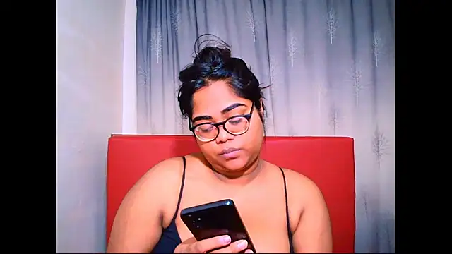 Snapshot of Indian_Lola00 chatting on 10-03-25, 07:22 Indian Lola00 online show from 10-03-25, 07:22