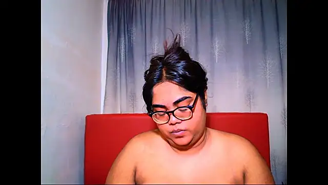 Snapshot of Indian_Lola00 chatting on 11-21-25, 05:55 Indian Lola00 online show from 11-21-25, 05:55