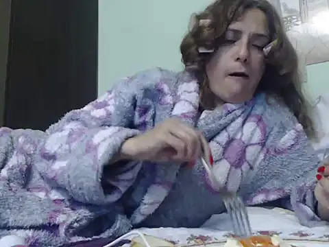 Snapshot of SexyGioconda chatting on 02-08-25, 11:44 SexyGioconda online show from 02-08-25, 11:44