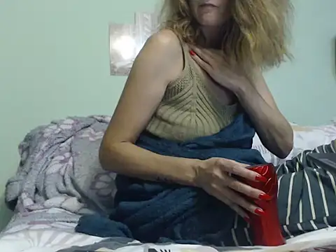 Snapshot of SexyGioconda chatting on 02-09-25, 11:15 SexyGioconda online show from 02-09-25, 11:15