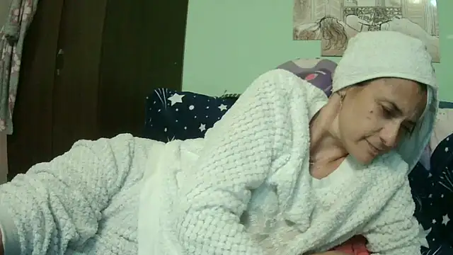 Snapshot of SexyGioconda chatting on 09-15-25, 08:31 SexyGioconda online show from 09-15-25, 08:31