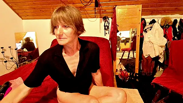 Snapshot of Hot_Colettte chatting on 06-03-26, 07:41 Hot Colettte online show from 06-03-26, 07:41
