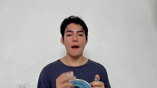 sebas rose online show from 12-12-24, 04:32