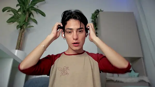 sebas rose online show from 01-05-25, 02:49