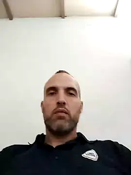 leon3875 online show from 01-07-25, 03:02