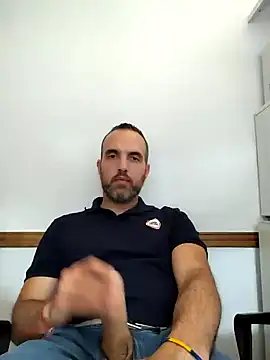 leon3875 online show from 01-21-25, 03:32