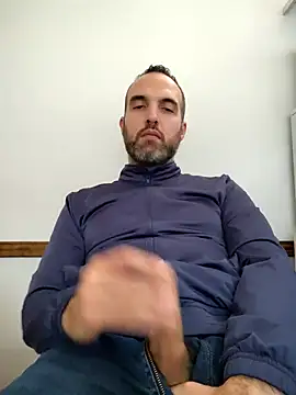 leon3875 online show from 09-23-25, 03:37