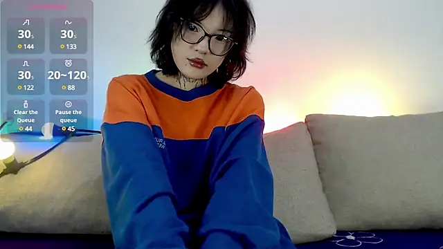 LizzieLight online show from 02-05-25, 05:31