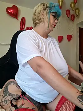 Escarlate4you  online show from 02-12-26, 09:59