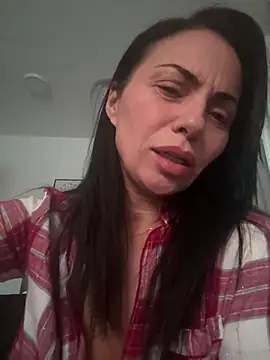 Snapshot of KimKelly13 chatting on 01-16-25, 08:00 KimKelly13 online show from 01-16-25, 08:00